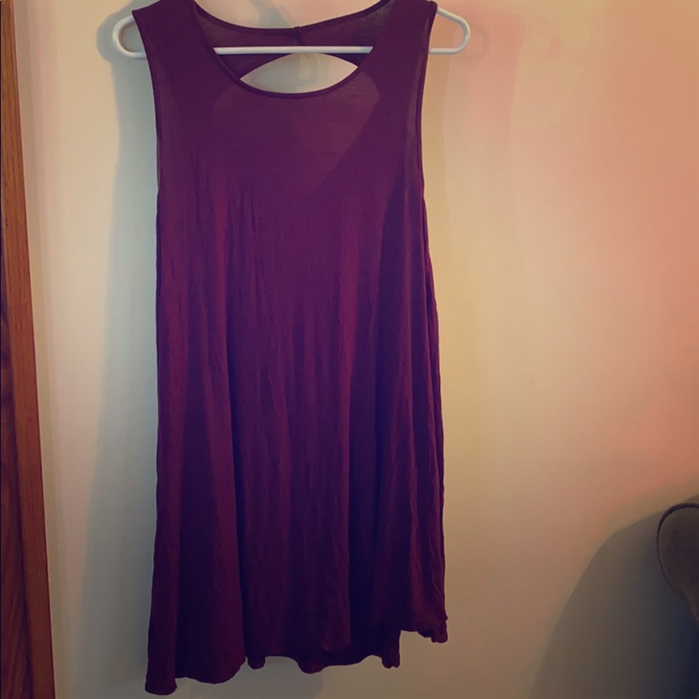 Flowy maroon dress